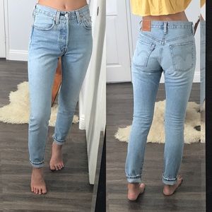 Like New Levi’s 501 Skinny